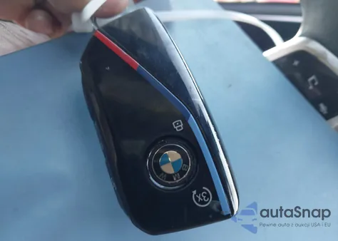 2023 BMW Ix M60 z USA, uszkodzony, nr VIN WB533CF02PCM56390